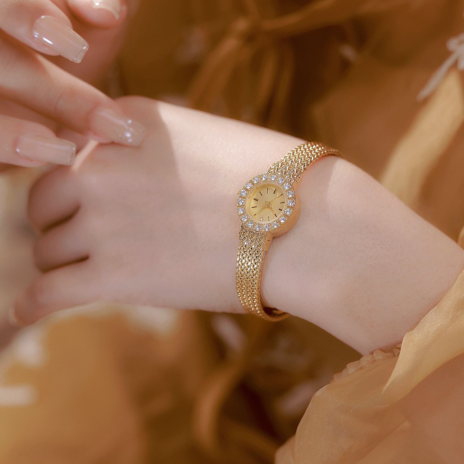 Vintage kadın Kol Saati Lüks M - Luxury Watch Vintage incelemesi ve fiyatı